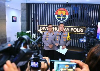 Karo Penmas Divisi Humas Polri Brigjen Trunoyudo Wisnu Andiko mengatakan berkas perkara para tersangka akan diserahkan ke Kejagung untuk segera disidangkan