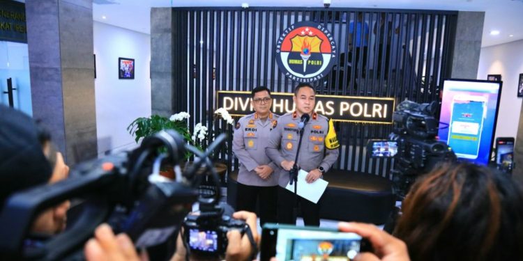 Karo Penmas Divisi Humas Polri Brigjen Trunoyudo Wisnu Andiko mengatakan berkas perkara para tersangka akan diserahkan ke Kejagung untuk segera disidangkan