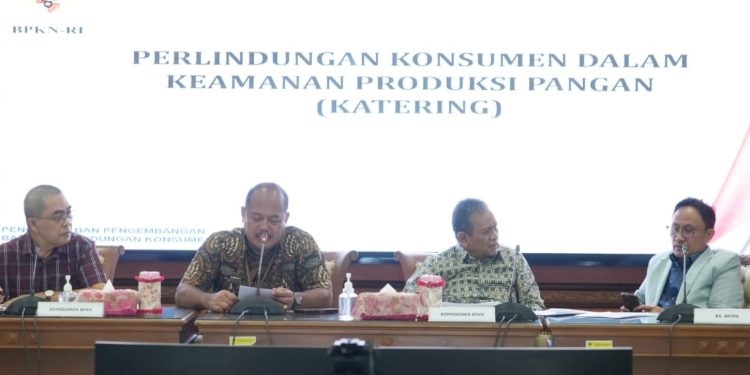 Pemerintah Provinsi Jawa Tengah menjalin kerja sama dengan Badan Perlindungan Konsumen Nasional, untuk menciptakan atmosfer pangan aman bagi konsumen