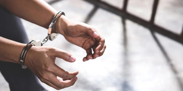 Ilustrasi Gambar Tersangka Kasus Korupsi