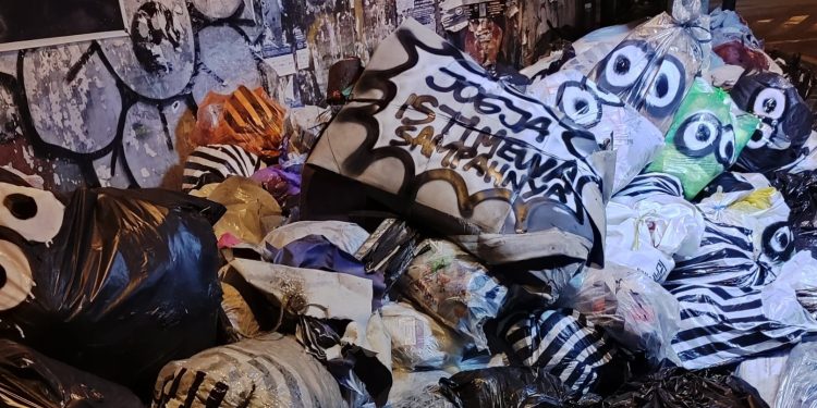 Ilustrasi Permasalahan Sampah di Jogja