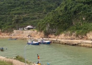 Pelabuhan Pantai Gesing beberapa bulan lalu