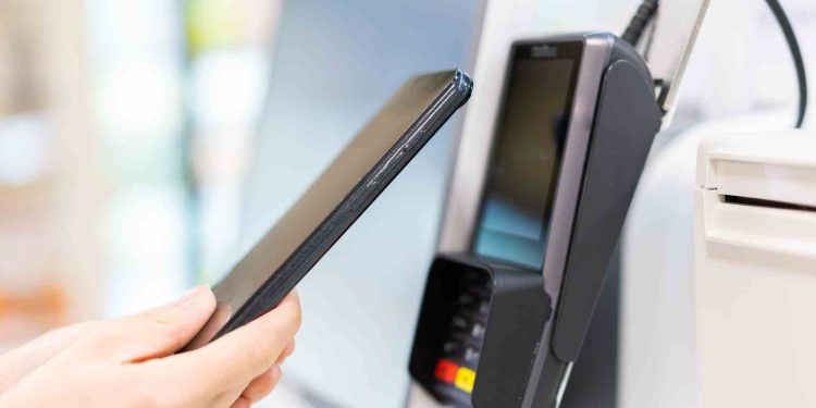 Apa Perbedaan E Money Vs E-Wallet