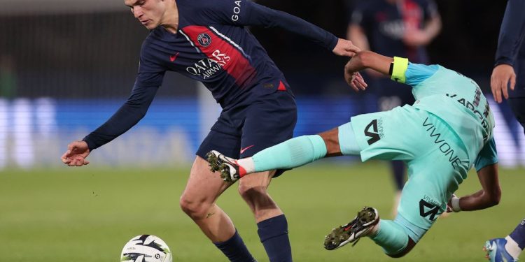 Dari Padang Rumput Uruguay ke Teater Impian: Manu Ugarte Menuju Old Trafford