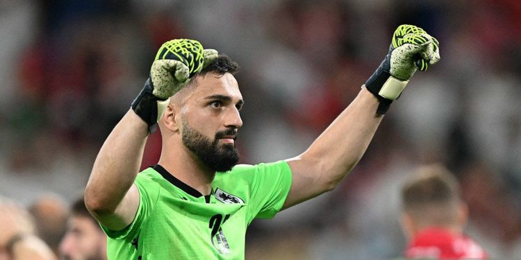 Kiper Georgia Mendarat di Anfield: Liverpool Gaet Mamardashvili