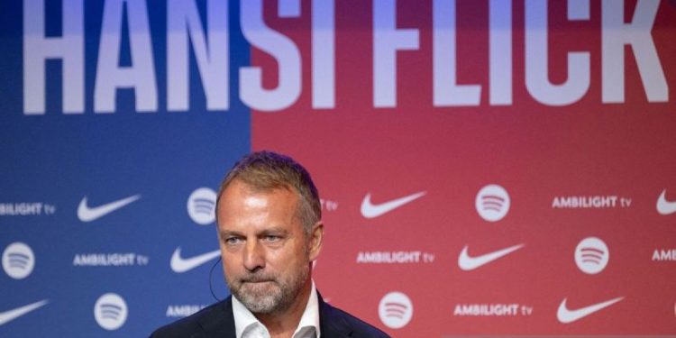 Menyerang Flick: Revolusi Taktis Barcelona yang Memukau