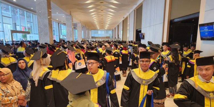 Panduan Hemat Biaya untuk Kuliah di Universitas Terbuka: Rahasia Hemat yang Wajib Diketahui