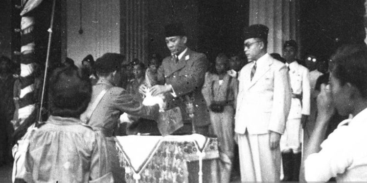 Merayakan Kemerdekaan di Tanah Rantau: Pengalaman Mendebarkan Jauh dari Tanah Air