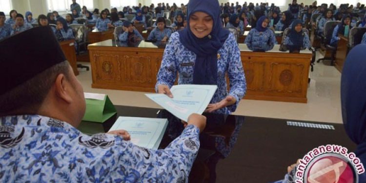 Urutan Gaji PNS dari Golongan I: Penentu Kesejahteraan Masa Kerja