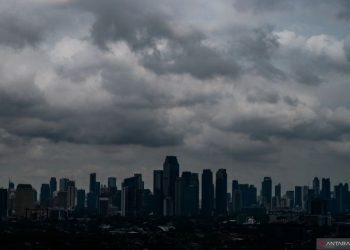 Langit Jakarta Berhias Awan Estetik, Siapkan Kamera Anda!