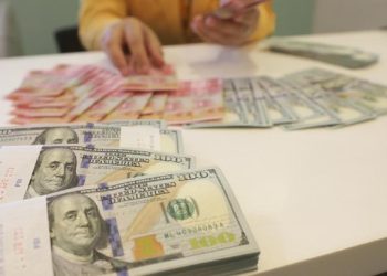 Rubah Terpuruk, Kabinet Buka Suara