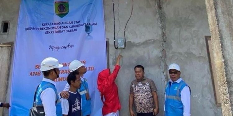 Cahaya Terangi Pelosok, PLN hadirkan PLTD Kilmury untuk Kemakmuran Warga