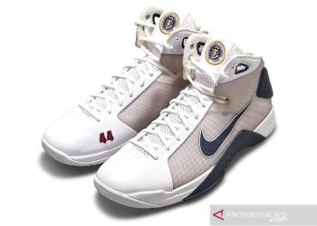 Sepatu Sneakers Abadi: Rahasia Perawatan untuk Tampilan Prima