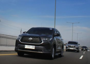 Kijang Innova Zenix: Inovasi Mobil Keluarga Modern