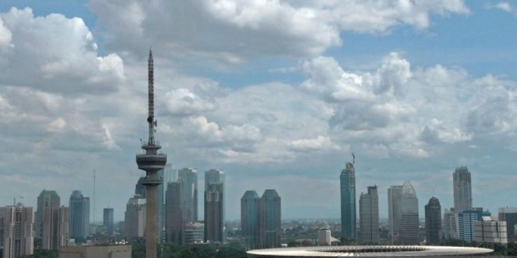 Nikmati Suasana Menyejukkan Jakarta dalam Cerahnya Berawan Seharian