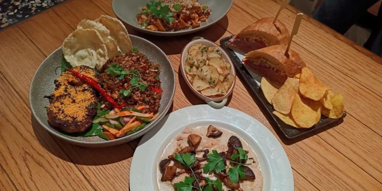 Nikmati Kuliner Terkini dari Social House: Sosial Comfort