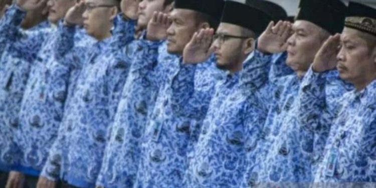 Gaji PNS Golongan III di 2024: Perubahan dan Nominal yang Ditunggu-tunggu