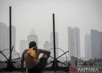 Jakarta Terpuruk: Udara Mematikan, Tetap Bermasker Belum Cukup