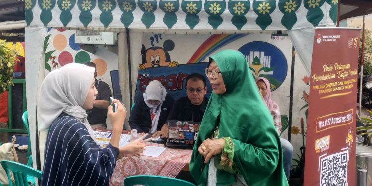 Waspada Pencatutan! Warga Palmerah Ramai-ramai Cek Data Pemilih