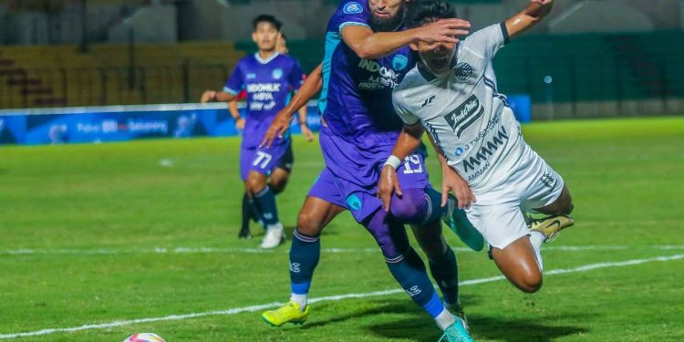 Ucapan Terima Kasih Carlos atas Pertahanan Tangguh Persija dalam Dua Pertempuran