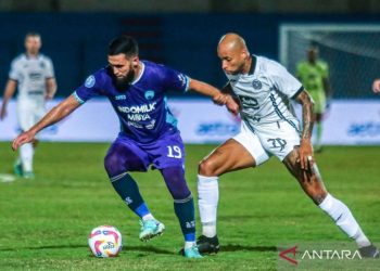 "Apresiasi Legenda: Lefundes Taklukkan Skuatnya Meski Gagal Pecahkan Rekor"