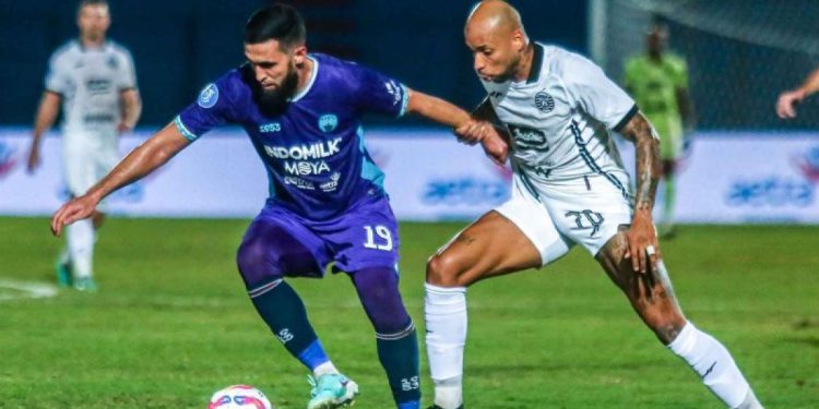 "Apresiasi Legenda: Lefundes Taklukkan Skuatnya Meski Gagal Pecahkan Rekor"