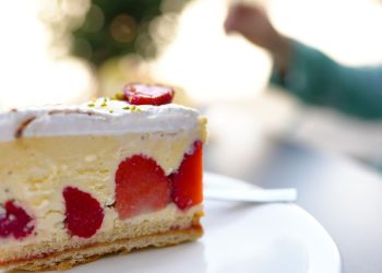 Rasakan Surga Kuliner: Resep Strawberry Shortcake yang Menggugah Selera