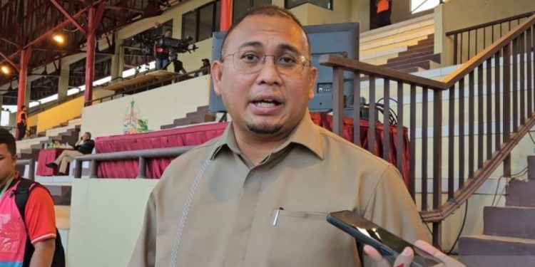 Nasib Sang Pelatih: Dilema Masa Depan Hendri Susilo di Semen Padang