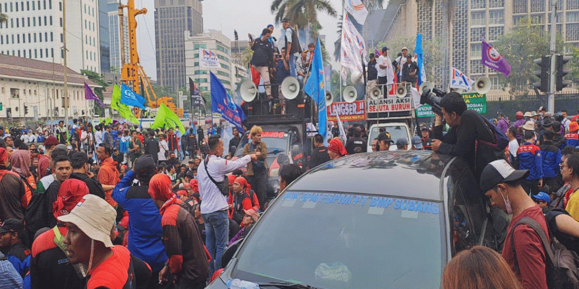 Unjuk Rasa Partai Buruh dan Kolaborasi Gim dengan Polandia: Berita Terhangat Akhir Pekan