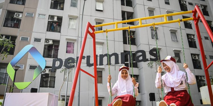 Rumah Murah di Jakarta: Solusi "Bangunan Serba Guna"