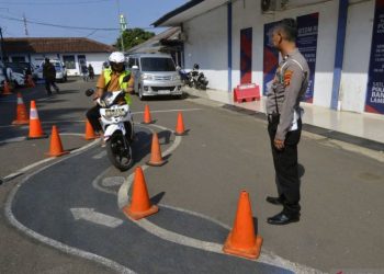 Biaya Perpanjangan SIM: Panduan Lengkap untuk SIM A, B, dan C