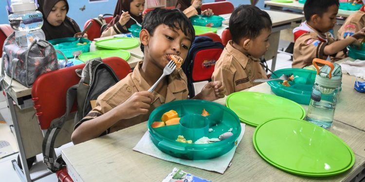 Sajian Menggoda: Cara Kreatif Tingkatkan Konsumsi Sayuran pada Si Kecil