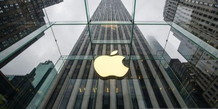 Inovasi Kamera Depan iPhone 17 Akan Mengubah Pengambilan Foto Mandiri