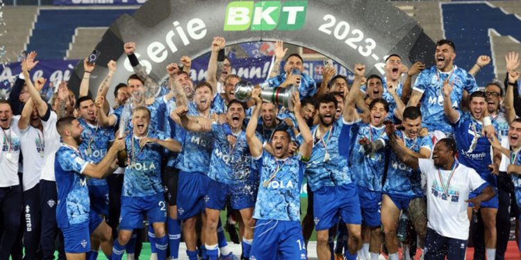 Skuad Como 1907: Kejutan Transfer dan Rencana Agresif Musim Ini