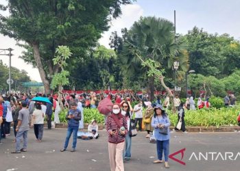 Monas Sepi Usai Upacara, Ribuan Warga Susutkan Ibu Kota