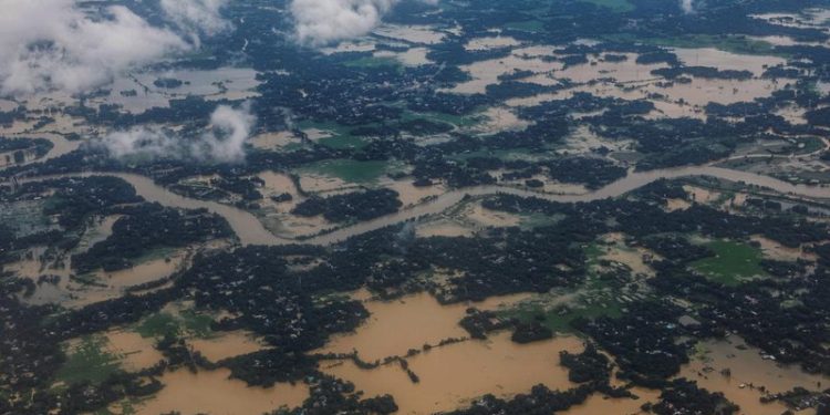Dampak Mengerikan Banjir di Bangladesh: Puluhan Tewas, Jutaan Terlantar