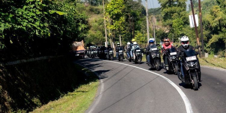 Melaju Kencang dan Nyaman: Nikmati Sensasi Touring Jakarta-Yogyakarta dengan Nmax Turbo