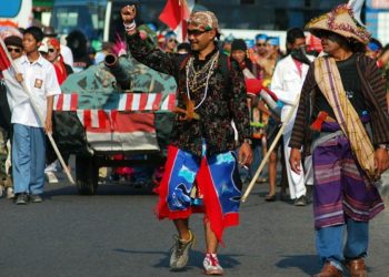 Kostum Merdeka: Tampil Patriotik dengan Gaya Simpel dan Menawan