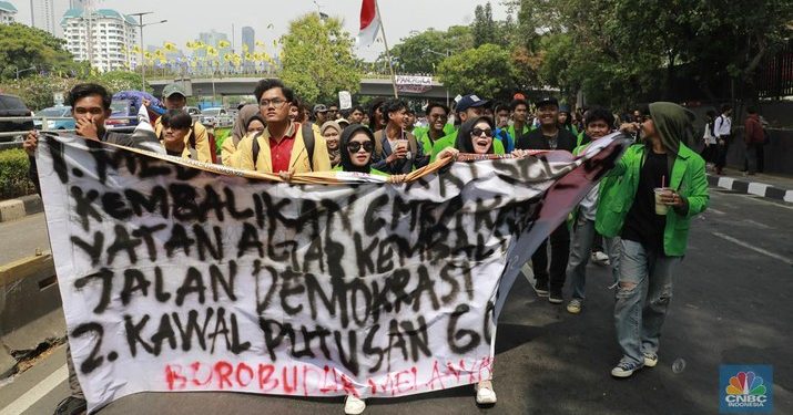 Alasan Sesungguhnya Batalnya Revisi UU Pilkada: Keterlibatan Pejabat Terungkap