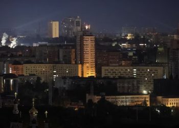 Keganasan Putin: Rusia Lancarkan Hujan Rudal ke Ukraina, Menghantam Ratusan Target