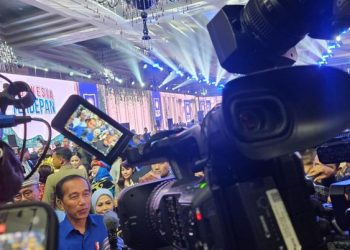 Dilema Pencalonan Kaesang: Jokowi Terjepit Demonstrasi dan Aspirasi Rakyat