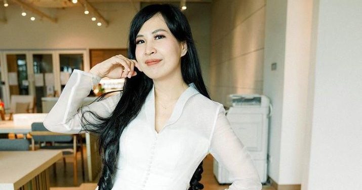 "Kejutan 8 Ribu: Dapatkan Toyota Agya Harga Gila-gilaan di Shopee Live!"