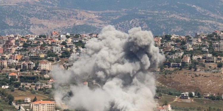 * Diplomasi Hizbullah Didukung oleh Kekuatan Gabungan Iran dan Suriah
* Aliansi Strategis: Iran dan Suriah Perkuat Posisi Hizbullah dalam Diplomasi
* Peran Kunci Sekutu: Iran dan Suriah Tingkatkan Pengaruh Hizbullah