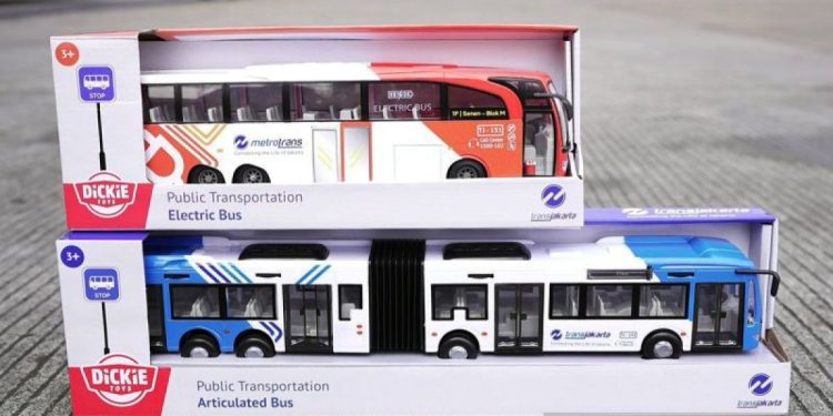 Petualangan Menyenangkan Belajar Transportasi Publik dengan TransJakarta EduBus
