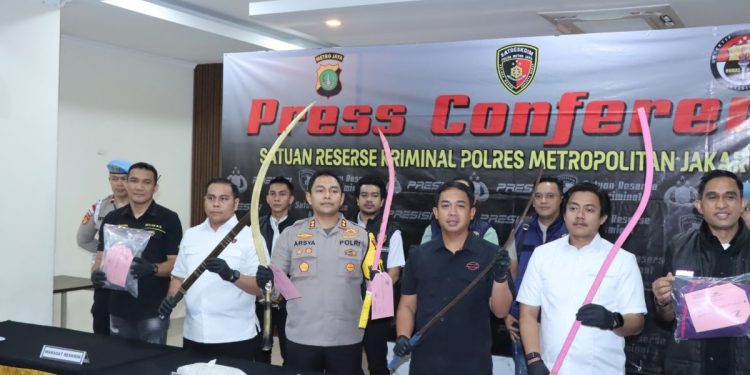 Tawuran Brutal: Dampak Negatif Media Sosial yang Tak Terkendali