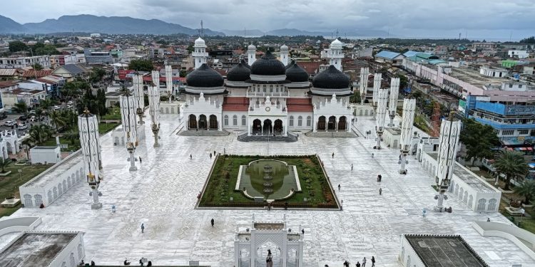 Masjid Raya Baiturrahman: Pesona Religius yang Memikat Turis Dunia