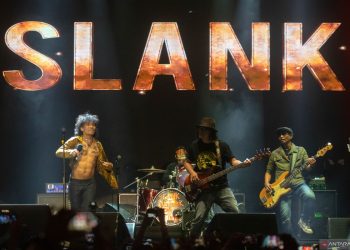 Orkes Sakit Hati: Anthem Patah Hati yang Menyayat Jiwa