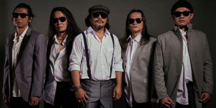 Simfoni Syukur dan Haru dalam "Terima Kasih", Karya Abadi Jamrud