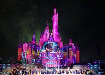 Keajaiban Bangkit: Shanghai Disney Resort Kembali Setelah Badai