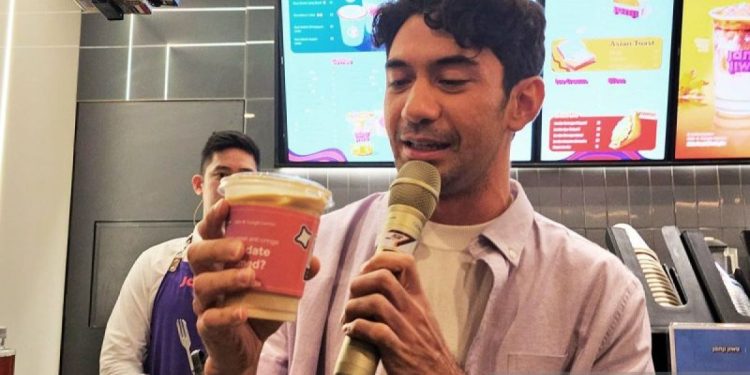 Kenikmatan Kopi ala Reza Rahadian, Secangkir Inspirasi